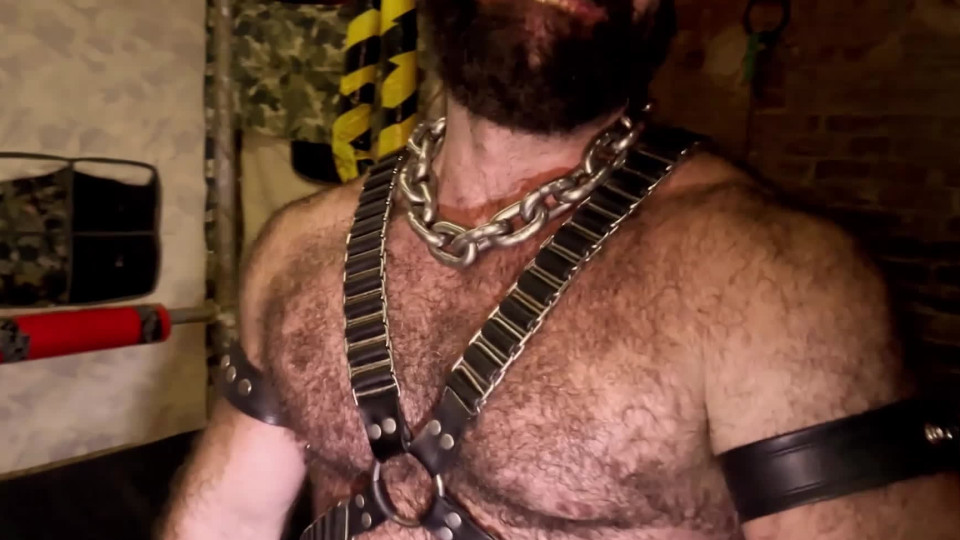 BONUS-Berlin-Dark Leather Pigs